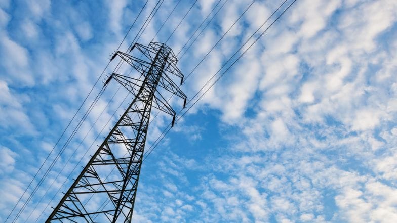 Steel lattice tower